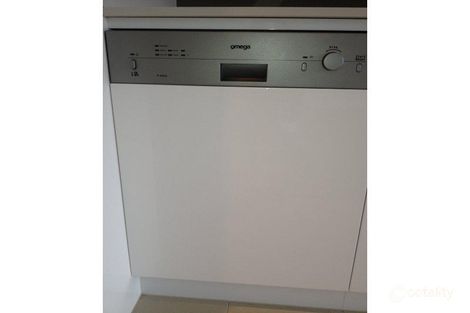 Property photo of 37/100 Keilor Road Essendon North VIC 3041