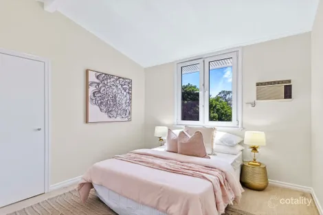Property photo of 17 Harvard Street Kenmore QLD 4069