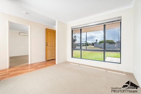 Property photo of 11 Bagley Crescent Mount Tarcoola WA 6530