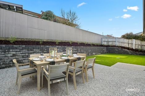 4-6 Monet Pl, Newnham, TAS 7248