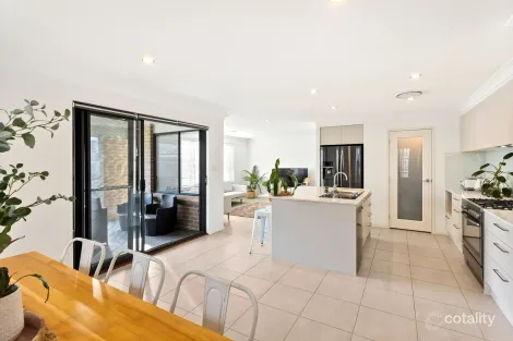 Property photo of 7 Bendalong Street Tullimbar NSW 2527