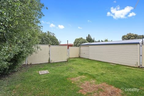 Property photo of 16 Kinlock Street Bell Post Hill VIC 3215