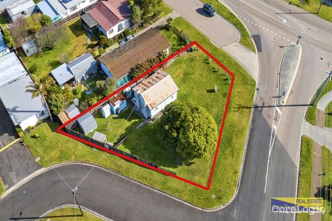 Property photo of 2 Eastern Beach Road Lakes Entrance VIC 3909