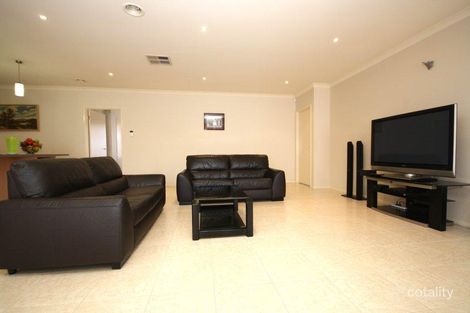 Property photo of 47 Goodwood Drive Springvale VIC 3171