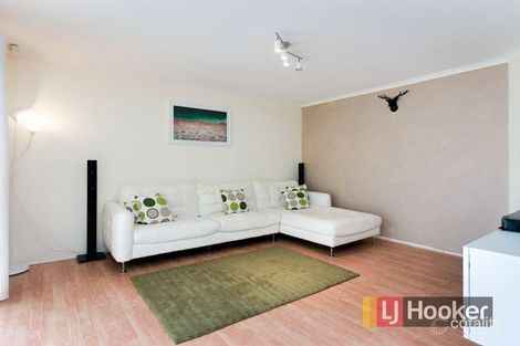 Property photo of 10 Canungra Close Hampton Park VIC 3976