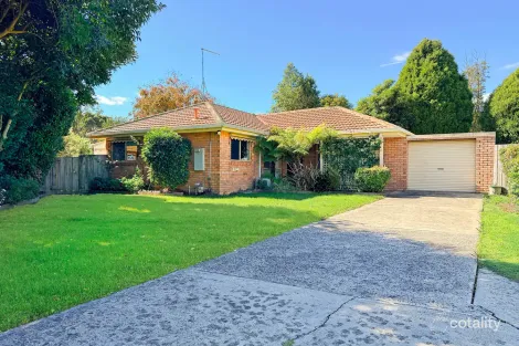 11 Wood St, Drouin, VIC 3818