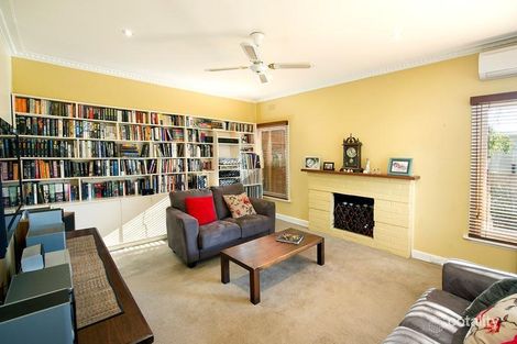 Property photo of 61 Lyons Road Croydon North VIC 3136