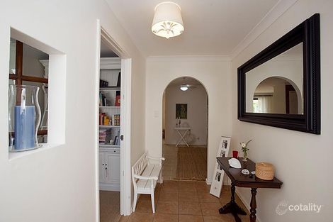 Property photo of 4 Woodlands Grove Hocking WA 6065