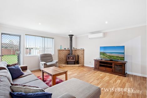 Property photo of 31 Spring Valley Avenue Gorokan NSW 2263