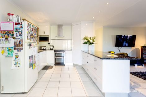 Property photo of 1 Nicklin Drive Beaconsfield QLD 4740