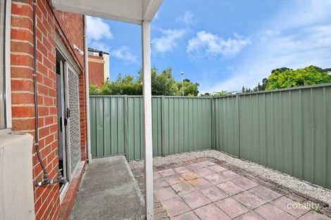 Property photo of 4 Arena Close Flemington VIC 3031