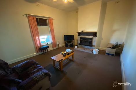 Property photo of 56 Suburban Road York WA 6302