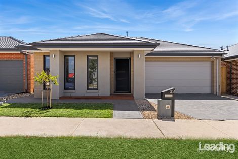 33 Ballet Cres, Sunbury, VIC 3429