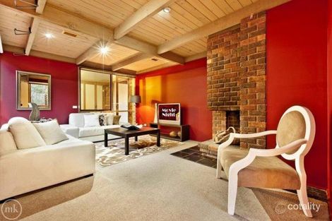 Property photo of 62 Warringah Crescent Eltham North VIC 3095