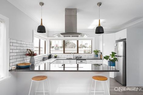 Property photo of 14 Ann Place Ocean Vista TAS 7320