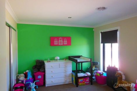 Property photo of 1 McMeeken Way Epsom VIC 3551