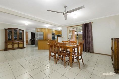 Property photo of 33 Carbine Drive St Albans Park VIC 3219