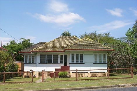 277 Cliveden Ave, Oxley, QLD 4075