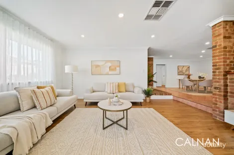 Property photo of 12 Witney Place Leeming WA 6149