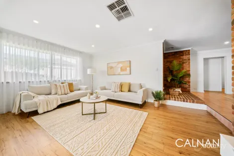 Property photo of 12 Witney Place Leeming WA 6149