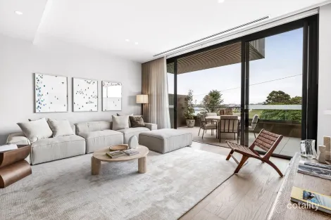 Property photo of 41 Bay Street Rippleside VIC 3215