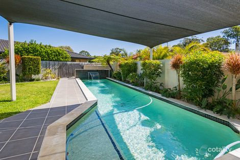 4/35 Runaway Bay Ave, Runaway Bay, QLD 4216