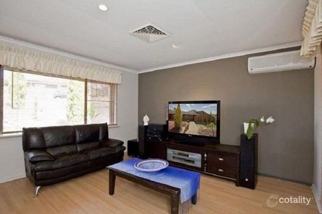 Property photo of 12 Radian Road Beldon WA 6027