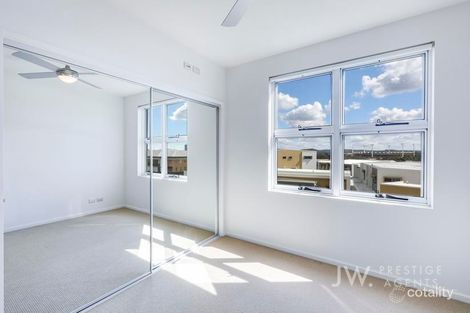 Property photo of 3069/3029 The Boulevarde Carrara QLD 4211