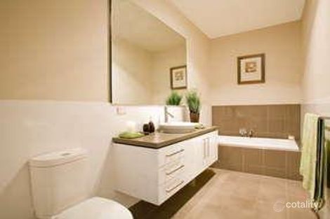 Property photo of 9 Diamond Boulevard Greensborough VIC 3088