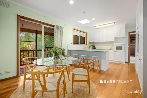 Property photo of 26 Sherwood Crescent Dandenong North VIC 3175