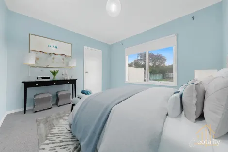 Property photo of 8 Stanhill Drive Cranbourne South VIC 3977