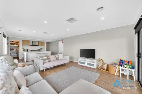 Property photo of 20 Bishopgate Boulevard Bonnie Brook VIC 3335