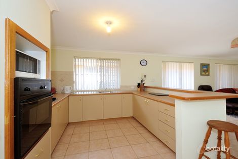 Property photo of 10 Mulloway Place Warnbro WA 6169