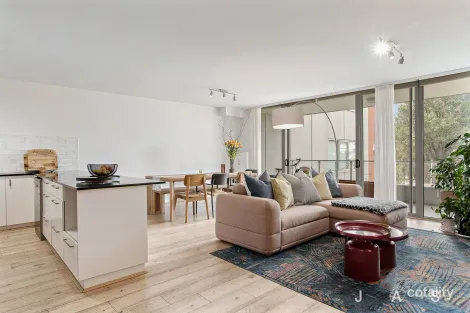 Property photo of 16/2 Saltriver Place Footscray VIC 3011