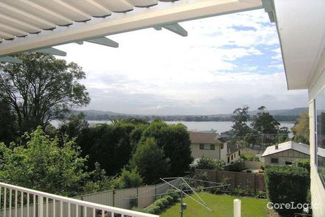 Property photo of 30 Nioka Avenue Point Clare NSW 2250