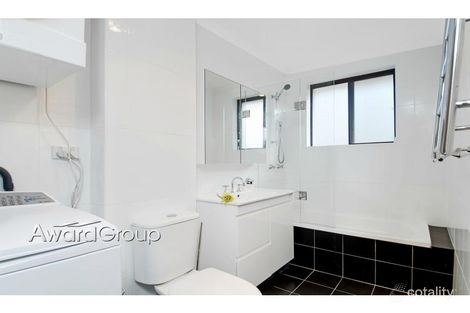 Property photo of 12/18-18A Meadow Crescent Meadowbank NSW 2114
