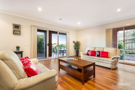 Property photo of 12 Norfolk Circuit Doncaster VIC 3108