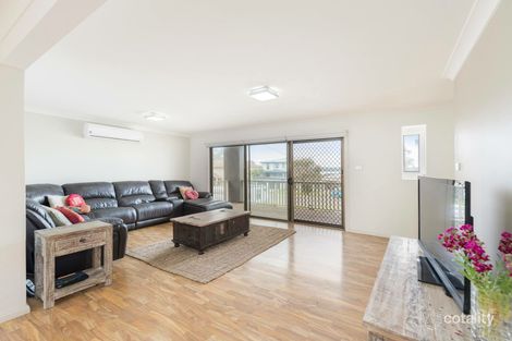 Property photo of 8 Waterside Avenue Sunshine NSW 2264