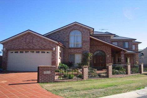 Property photo of 4 Creekwood Drive Voyager Point NSW 2172