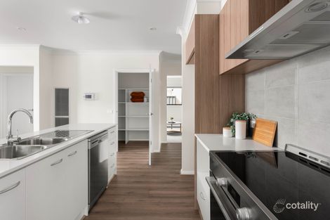 Property photo of 11 Muster Street Drouin VIC 3818