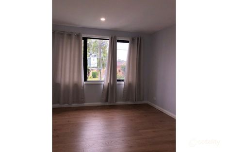 Property photo of 4 Silverton Drive Noble Park North VIC 3174