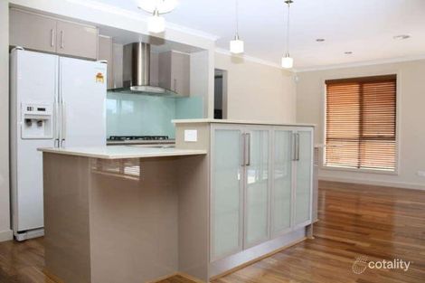 Property photo of 37 Cunningham Chase Burnside Heights VIC 3023