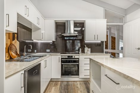 Property photo of 11 Argyll Walk Bellevue Heights SA 5050