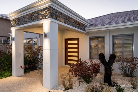 Property photo of 11 Harvest Chase Madora Bay WA 6210