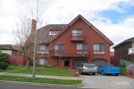 4 Cannes Ave, Avondale Heights, VIC 3034