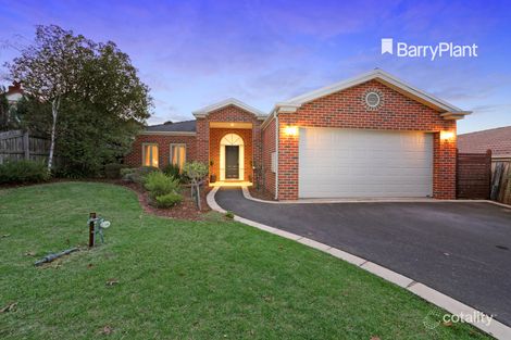 11 Crossley Ct, Lysterfield, VIC 3156