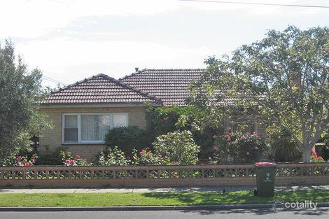 17 Thomas St, Airport West, VIC 3042