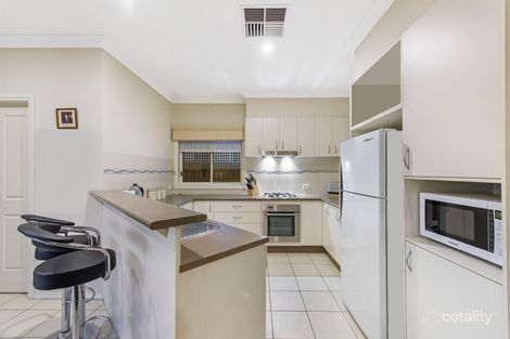Property photo of 29 Cobaw Circuit Caroline Springs VIC 3023
