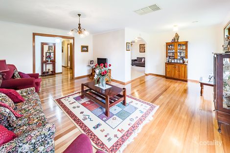 Property photo of 52 Moorhead Drive Mill Park VIC 3082