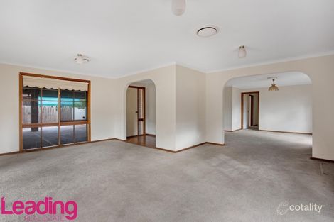 Property photo of 19 Dunrossil Drive Sunbury VIC 3429
